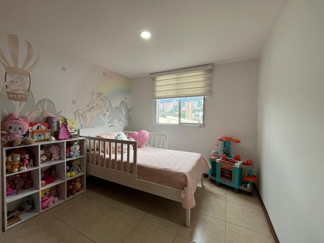 Apartamento de 3 alcobas en venta en El Poblado, Medellín, 140 m² · foto 16 de 20