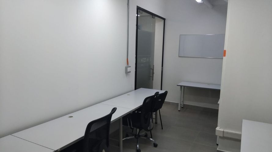 Local en arriendo en El Poblado, Medellín, 230 m² · foto 4 de 5
