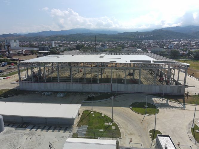 Bodega en arriendo en Acopi, Yumbo · foto 21 de 24