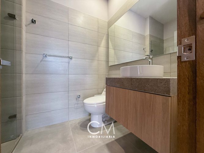 Apartamento de 2 alcobas en venta en Chico Norte, Bogotá, 114 m² · foto 9 de 12
