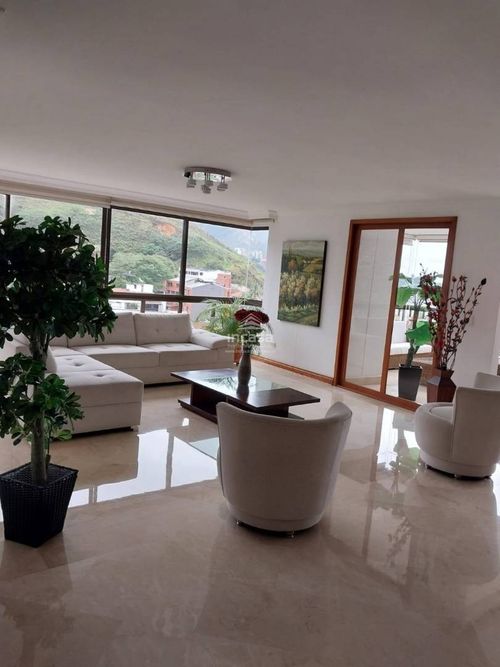 Apartamento de 3 alcobas en venta en Cristales, Cali, 350 m² · foto 8 de 20