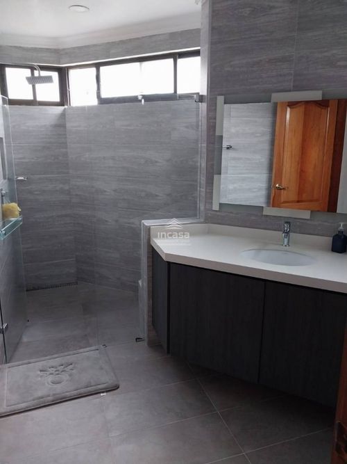 Apartamento de 3 alcobas en venta en Cristales, Cali, 350 m² · foto 11 de 20