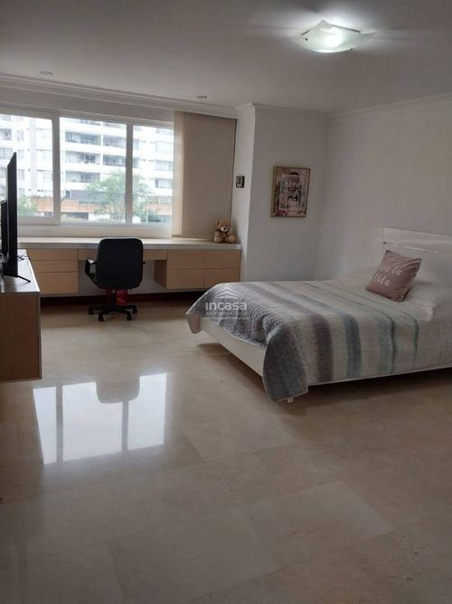 Apartamento de 3 alcobas en venta en Cristales, Cali, 350 m² · foto 19 de 20