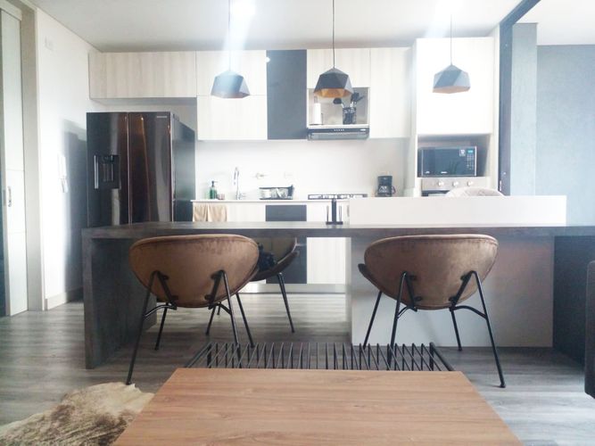 Apartamento de 2 alcobas en arriendo en El Poblado, Medellín, 95 m² · foto 5 de 16