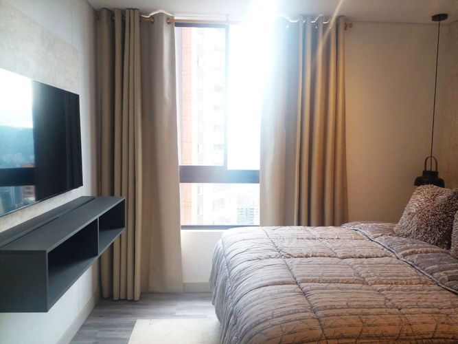 Apartamento de 2 alcobas en arriendo en El Poblado, Medellín, 95 m² · foto 8 de 16