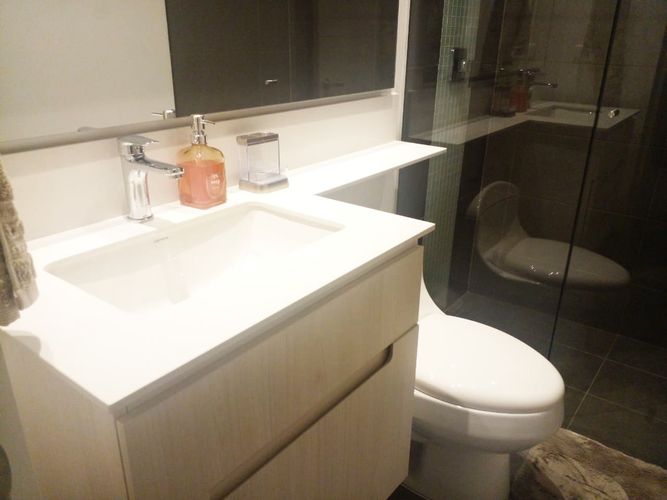 Apartamento de 2 alcobas en arriendo en El Poblado, Medellín, 95 m² · foto 14 de 16