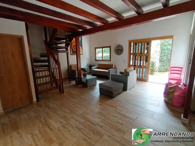 Casa de 3 alcobas en venta en San Antonio De Prado, Medellín, 299 m² · foto 5 de 23