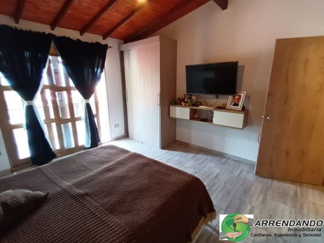 Casa de 3 alcobas en venta en San Antonio De Prado, Medellín, 299 m² · foto 11 de 23