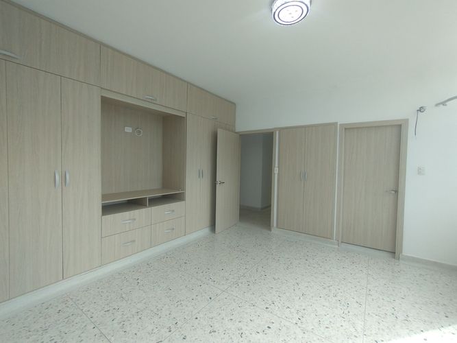 Apartamento de 3 alcobas en venta en El Castillo, Barranquilla, 212 m² · foto 7 de 20