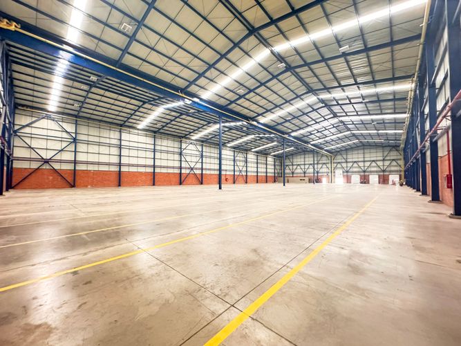 Bodega en arriendo en Zona Industrial, Yumbo, 3600 m² · foto 3 de 17