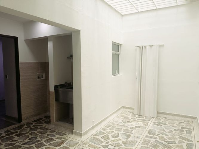 Oficina en arriendo en Laureles, Medellín, 200 m² · foto 13 de 17