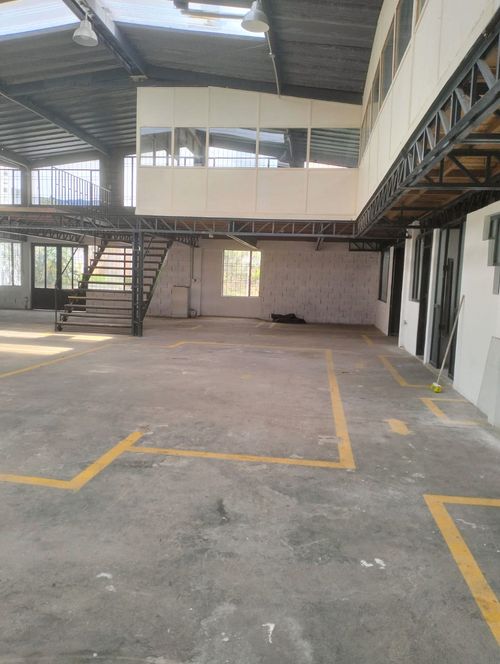Bodega en arriendo en Los Dos Puentes, Pasto, 650 m² · foto 7 de 13