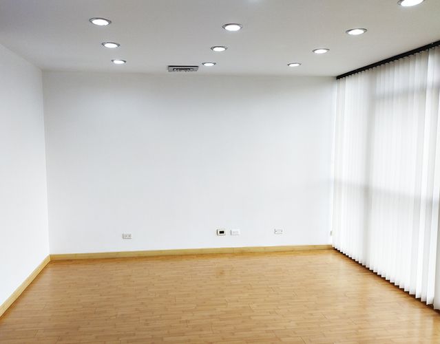 Oficina en arriendo en El Poblado, Medellín, 44 m² · foto 5 de 11