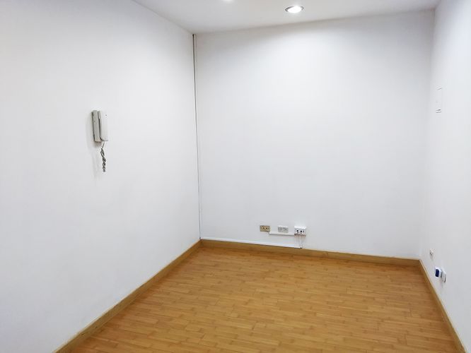 Oficina en arriendo en El Poblado, Medellín, 44 m² · foto 6 de 11