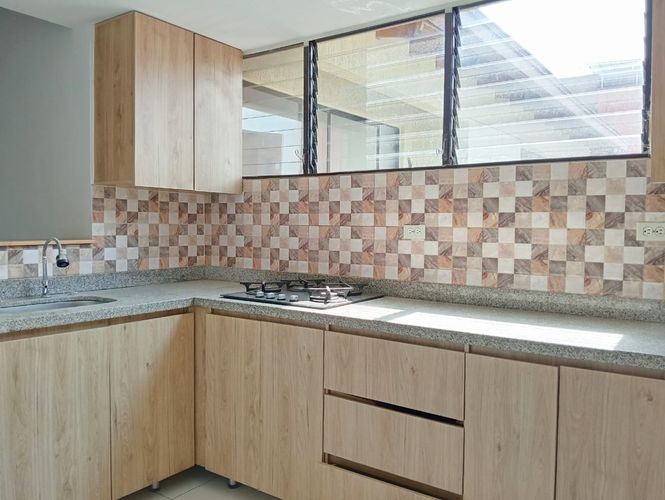 Apartamento de 4 alcobas en arriendo en Laureles, Medellín, 150 m² · foto 6 de 19