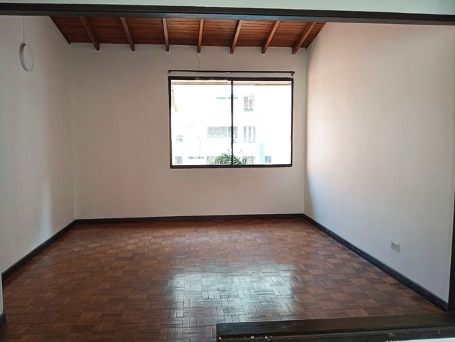 Apartamento de 4 alcobas en arriendo en Laureles, Medellín, 150 m² · foto 9 de 19