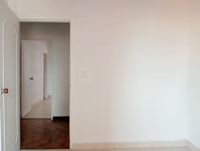 Apartamento de 4 alcobas en arriendo en Laureles, Medellín, 150 m² · foto 15 de 19