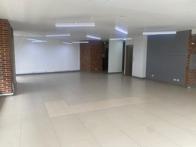 Oficina en arriendo en El Poblado, Medellín, 152 m² · foto 12 de 18