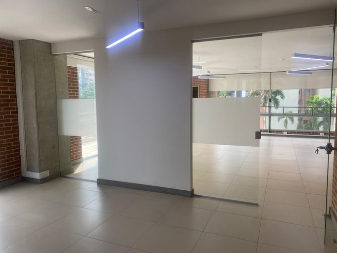 Oficina en arriendo en El Poblado, Medellín, 152 m² · foto 15 de 18
