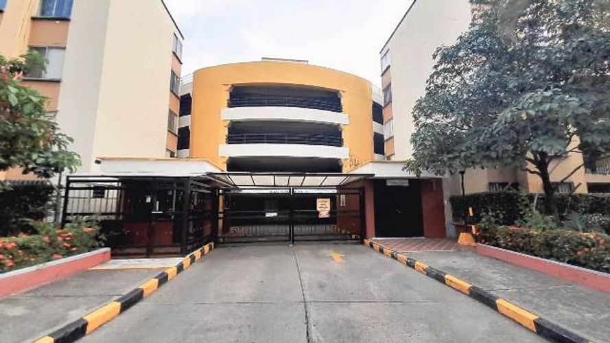 Apartamento en venta en Cañaverales, Cali · foto 13 de 24