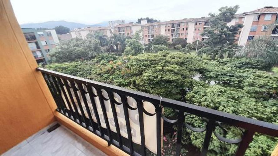 Apartamento en venta en Cañaverales, Cali · foto 16 de 24