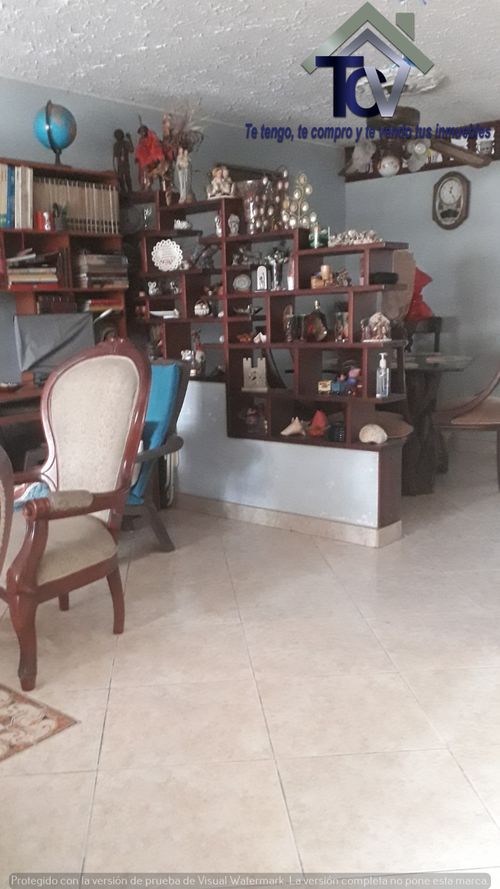 Casa de 7 alcobas en venta en Provenza, Bucaramanga, 300 m² · foto 3 de 9