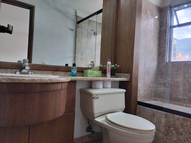 Apartamento de 3 alcobas en venta en El Poblado, Medellín, 220 m² · foto 18 de 18