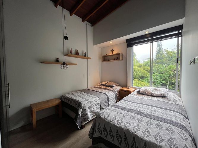 Casa de 4 alcobas en venta en Loma Del Chocho, Envigado, 161 m² · foto 12 de 20