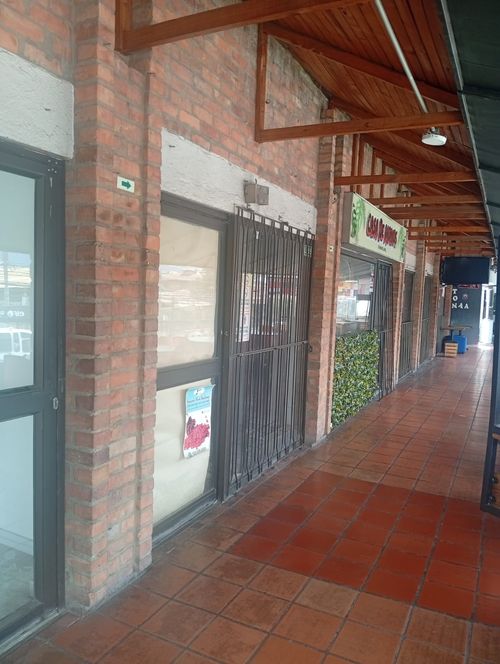 Local en arriendo en Delicias Norte, Chía, 9 m² · foto 6 de 9