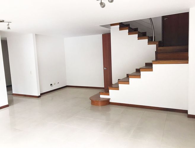Apartamento de 3 alcobas en arriendo en El Poblado, Medellín, 120 m² · foto 3 de 17