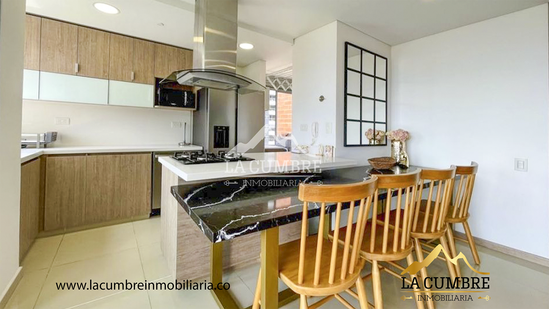 Apartamento en venta en Loma Del Esmeraldal, Envigado · foto 3 de 8