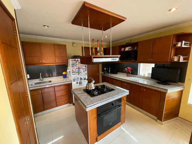 Casa de 6 alcobas en venta en Puerta Grande, Madrid, 336 m² · foto 6 de 21