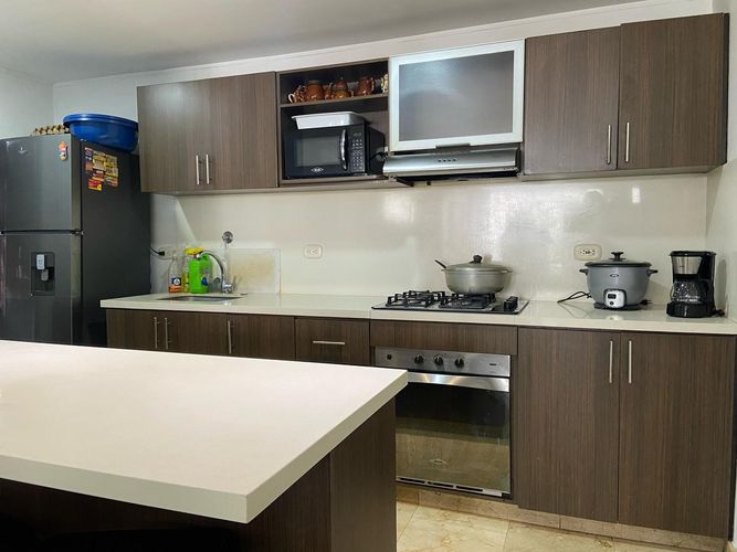 Apartamento de 4 alcobas en venta en San Jose, Sabaneta, 89 m² · foto 5 de 19