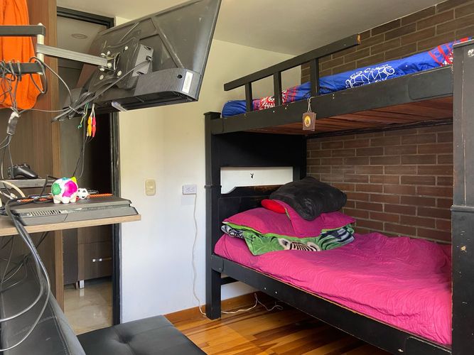 Apartamento de 4 alcobas en venta en San Jose, Sabaneta, 89 m² · foto 13 de 19