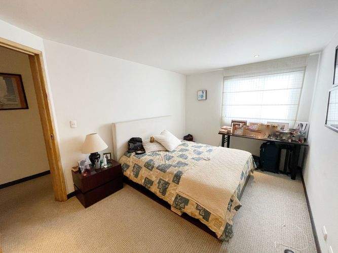 Apartamento de 3 alcobas en venta en Chico Norte, Bogotá, 315 m² · foto 10 de 24