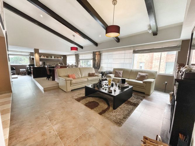 Apartamento de 3 alcobas en venta en Chico Norte, Bogotá, 315 m² · foto 21 de 24
