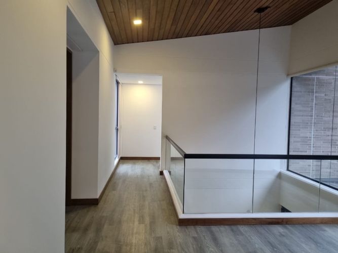 Casa de 3 alcobas en venta en Llano Grande, Rionegro, 272 m² · foto 13 de 18