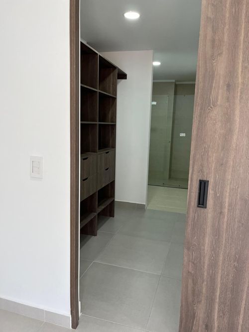 Apartaestudio en venta en San Javier No.1, Medellín, 56 m² · foto 4 de 9