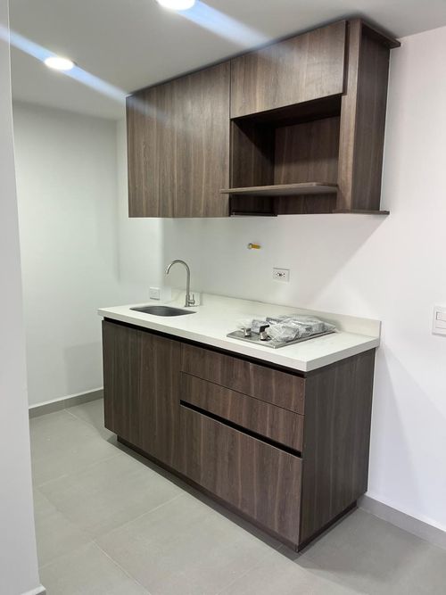Apartaestudio en venta en San Javier No.1, Medellín, 56 m² · foto 2 de 9