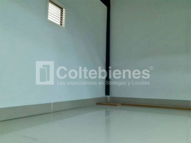 Local en arriendo en Sevilla, Medellín, 29 m² · foto 2 de 7