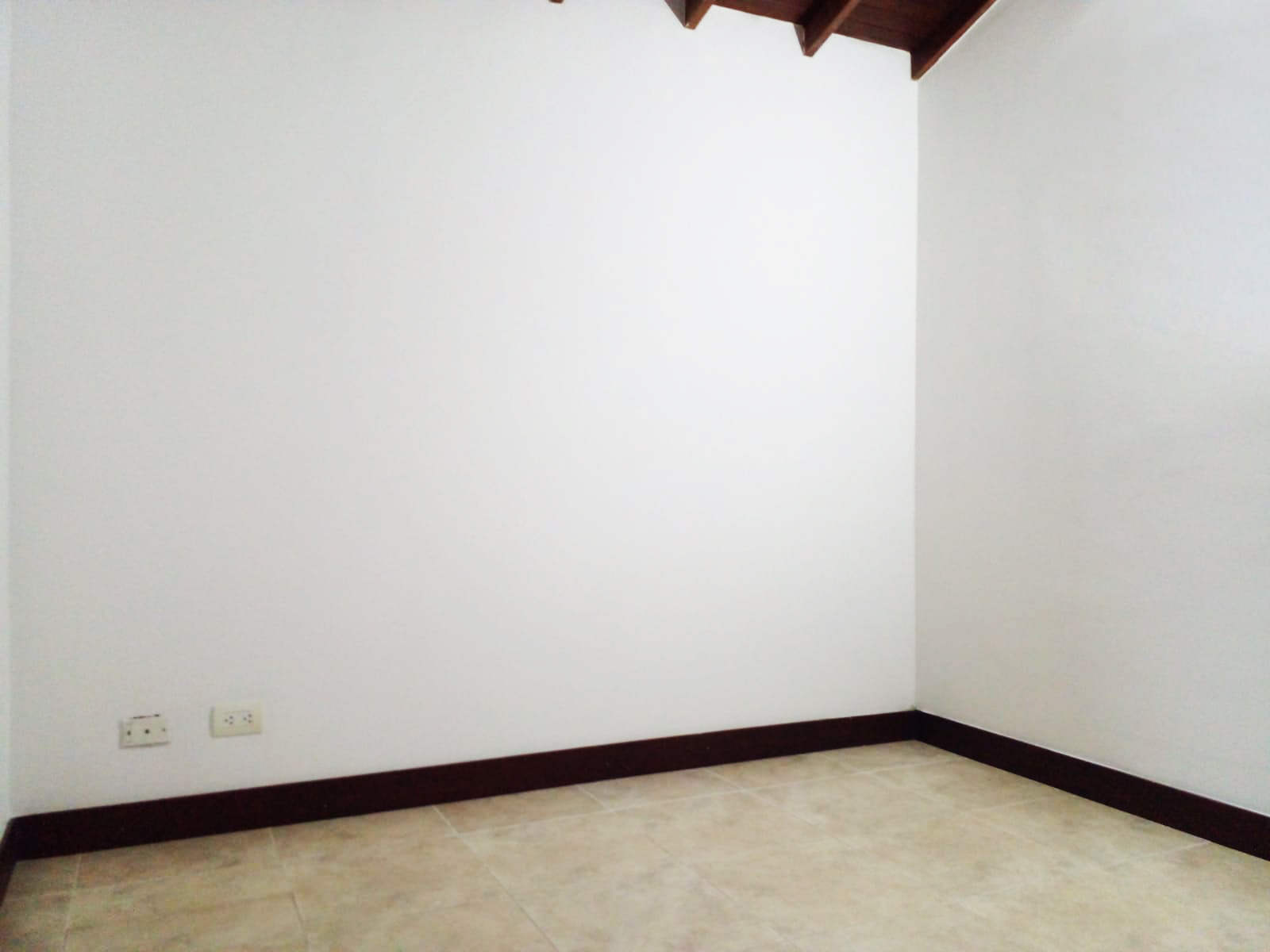 Apartamento en arriendo en Cumbres, Envigado · foto 9 de 17
