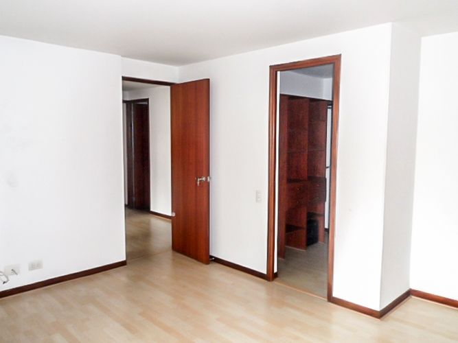 Apartamento de 3 alcobas en arriendo en El Poblado, Medellín, 124 m² · foto 12 de 15