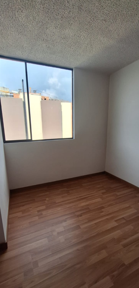 Apartamento de 2 alcobas en arriendo en Montevideo, Bogotá, 42 m² · foto 3 de 4