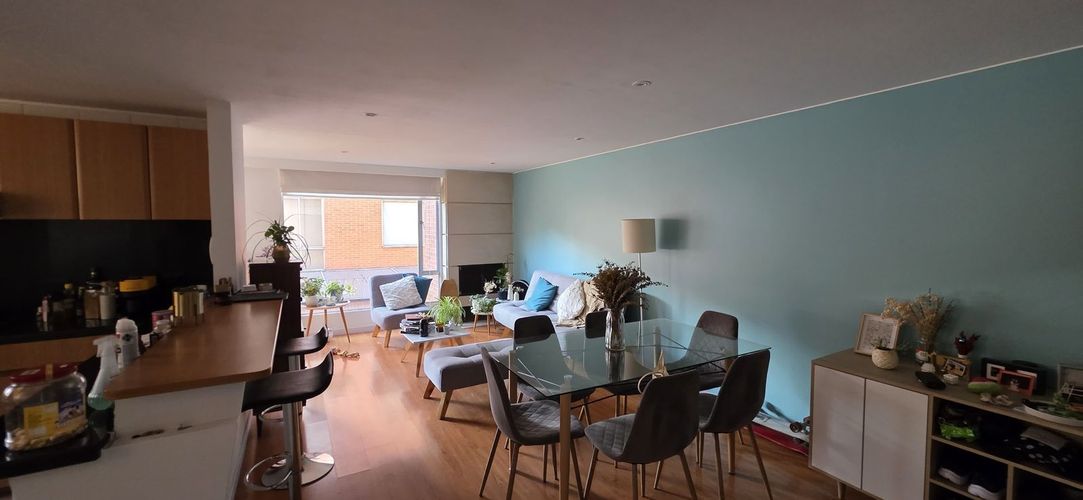 Apartamento de 2 alcobas en venta en Santa Barbara Occidental, Bogotá, 82 m² · foto 3 de 20