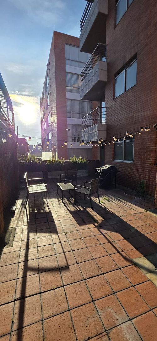 Apartamento de 2 alcobas en venta en Santa Barbara Occidental, Bogotá, 82 m² · foto 7 de 20