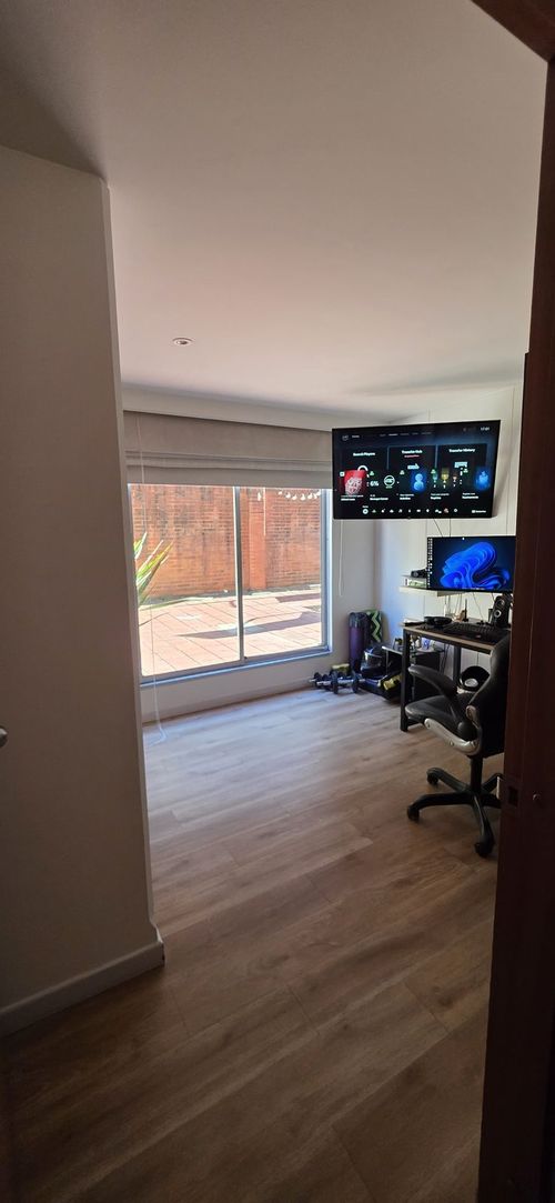 Apartamento de 2 alcobas en venta en Santa Barbara Occidental, Bogotá, 82 m² · foto 12 de 20