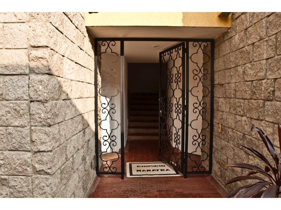 Apartamento en venta en El Contador, Bogotá · foto 2 de 14