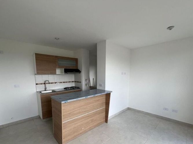 Apartamento de 2 alcobas en venta en El Porvenir, Rionegro, 56 m² · foto 2 de 22