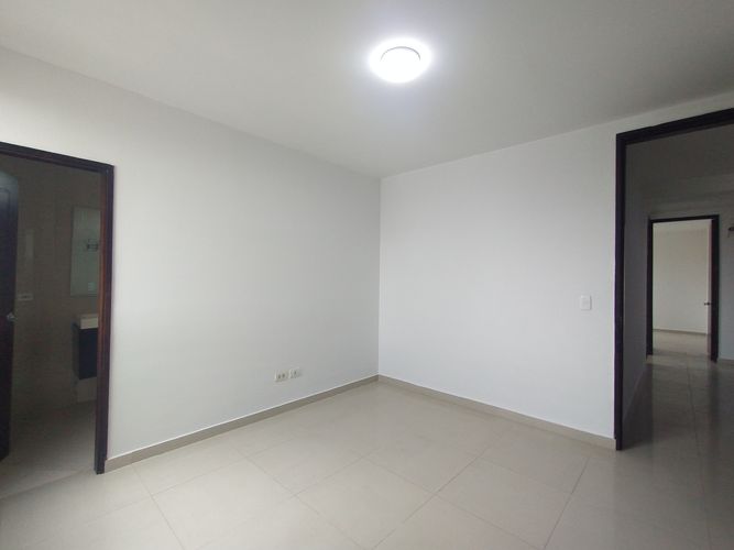 Apartamento de 4 alcobas en venta en El Castillo, Barranquilla, 214 m² · foto 15 de 20