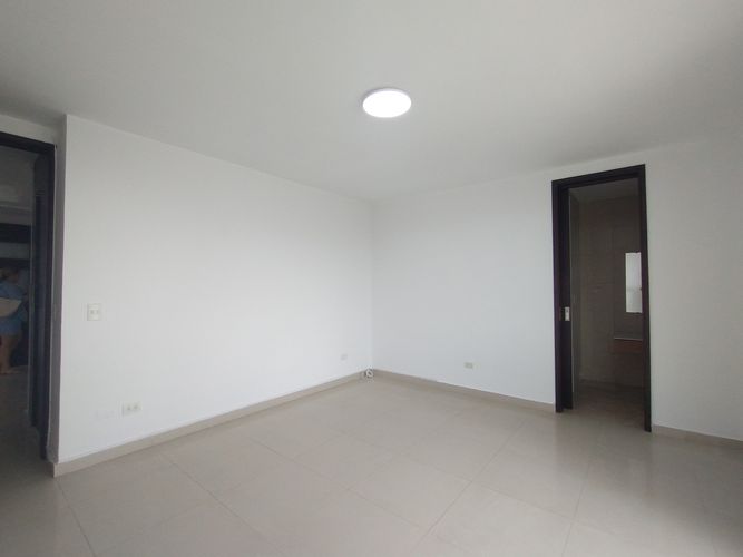 Apartamento de 4 alcobas en venta en El Castillo, Barranquilla, 214 m² · foto 16 de 20